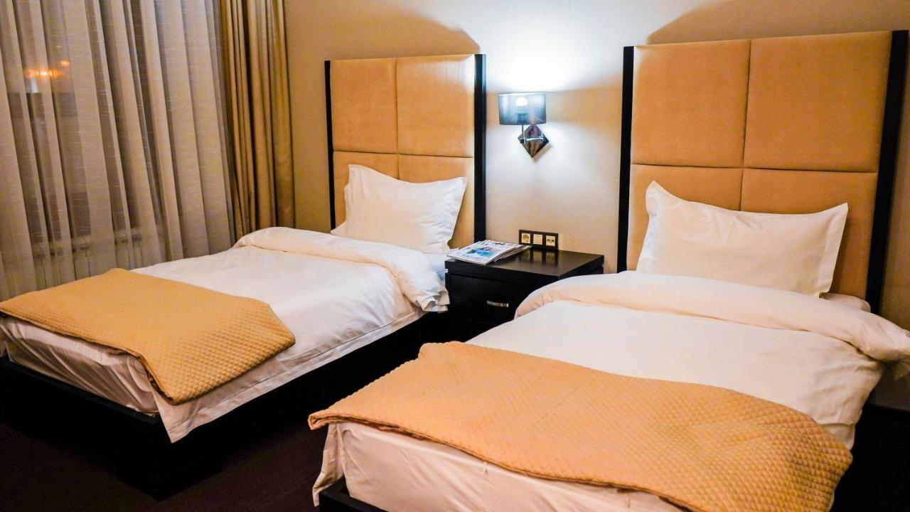 Jelsomino Boutique Hotel 아스타나 외부 사진